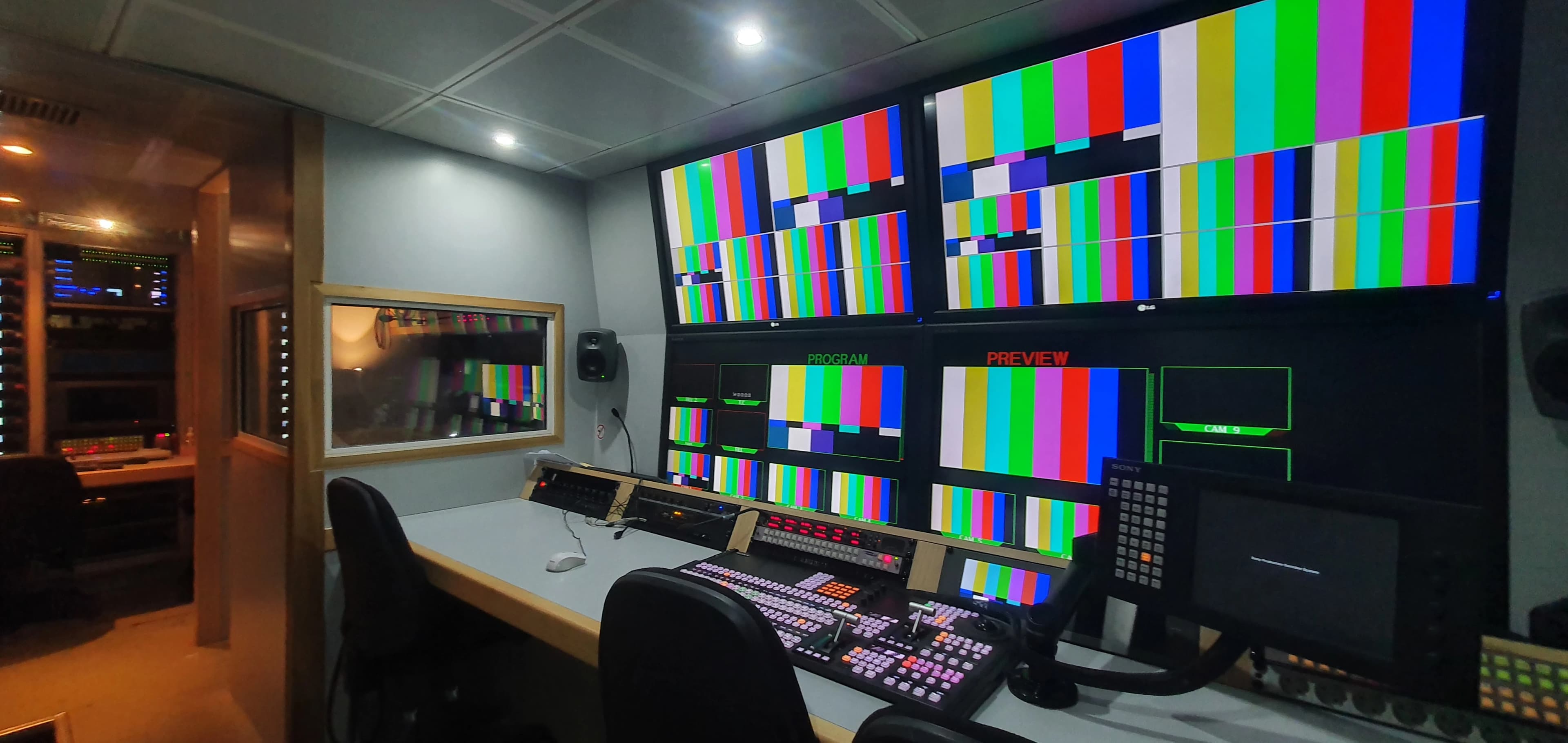 Technical equipment and studio setup